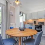 Amazing Apartment In Nice With Kitchen
